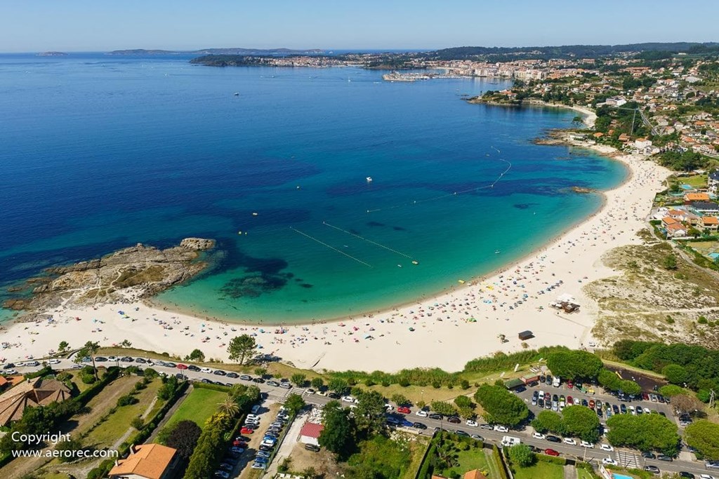 Cenas para despedidas en Sanxenxo: el plan perfecto para grupos que quieren fiesta