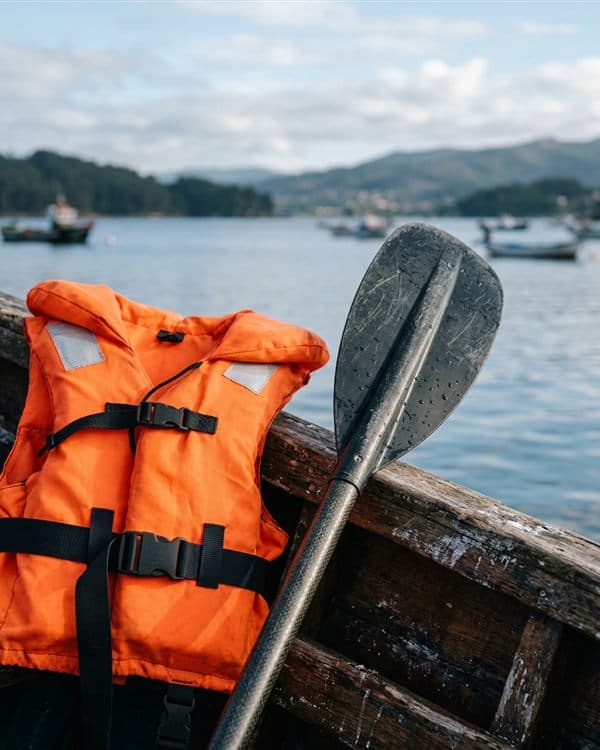 Material deportivo para actividades de despedida de soltero en Sanxenxo